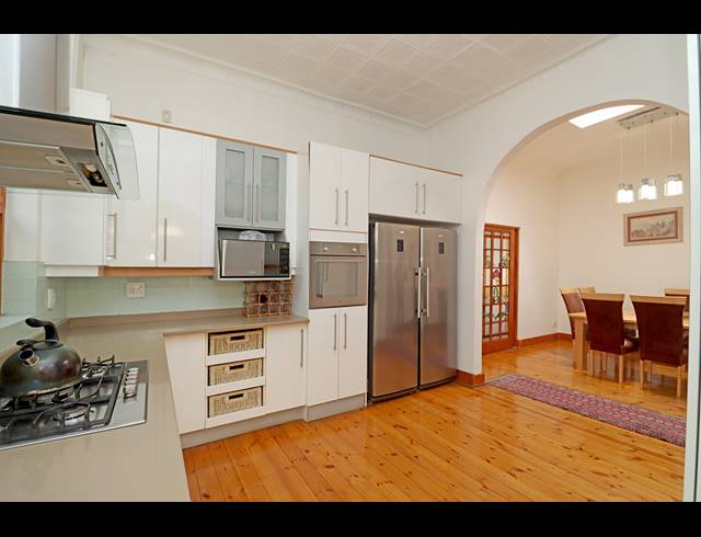 4 BEDROOM HOUSE FOR SALE IN KENSINGTON